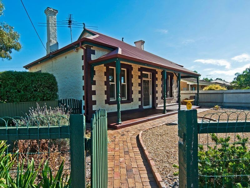 36 Paxton Street, Willaston SA 5118