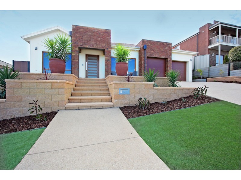 7 Thompson Circuit, Evanston Park SA 5116
