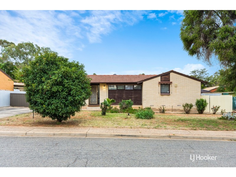 4 Cardnell Crescent, Elizabeth East SA 5112