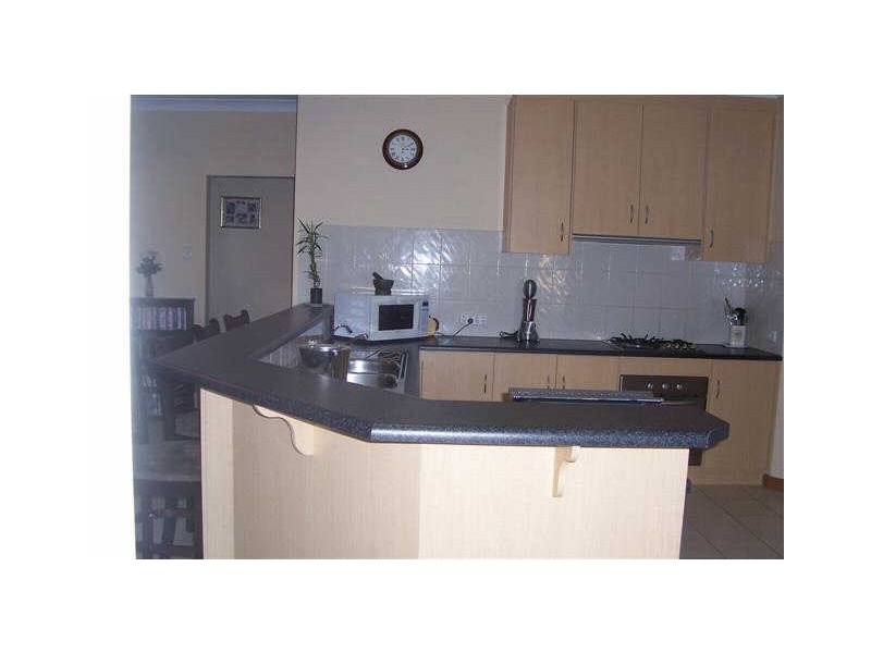 15 Burke Parade, Hewett SA 5118