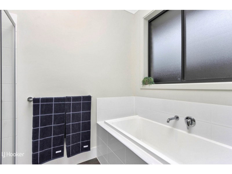 5 Midas Street, Roseworthy SA 5371