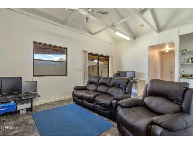 1 & 2/28A Murray Road, Willaston SA 5118