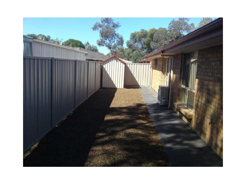 2/1B Young Terrace, Evanston Gardens SA 5116