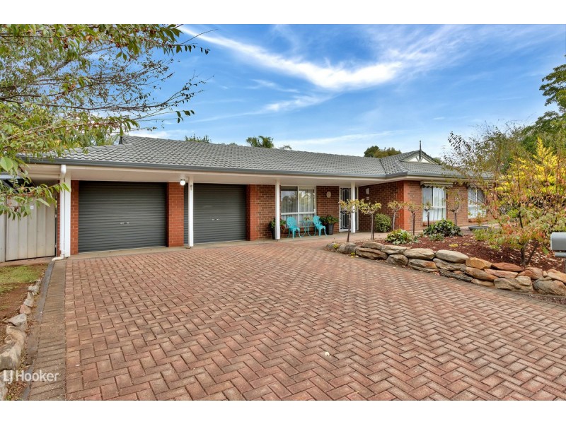8 Lally Drive, Gawler East SA 5118