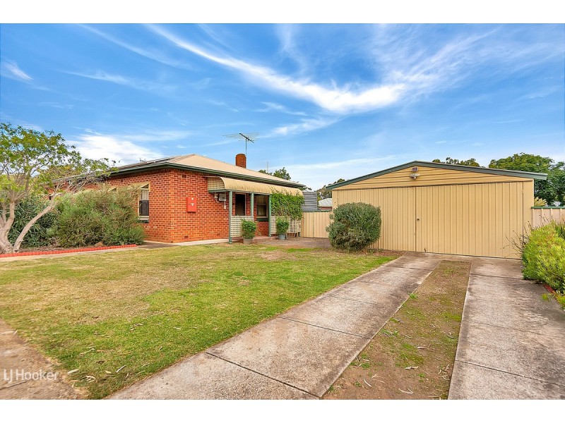 16 Lawrence Avenue, Gawler South SA 5118