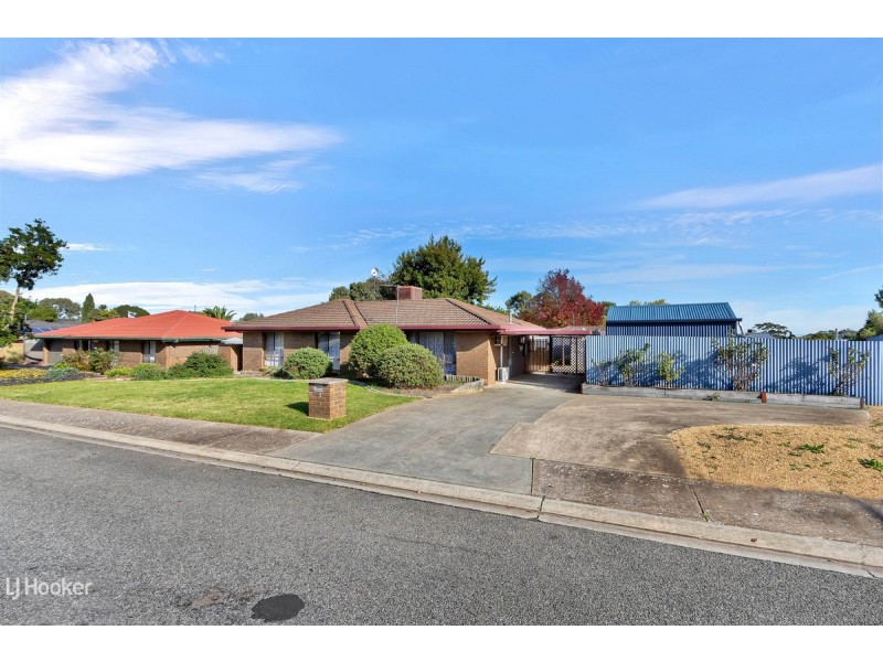 4 Kosmina Crescent, Hillbank SA 5112