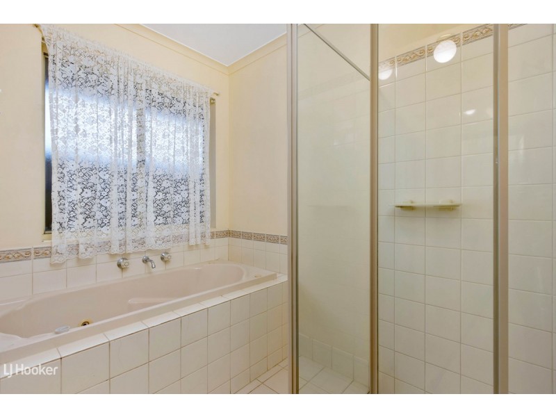 6 Regent Grove, Blakeview SA 5114