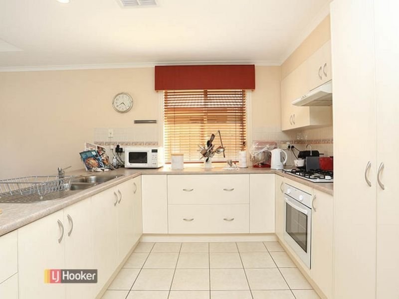 28A Rossiter Drive, Evanston Park SA 5116