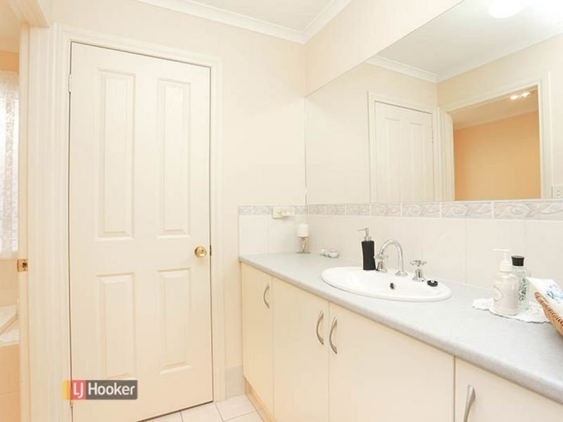 28A Rossiter Drive, Evanston Park SA 5116