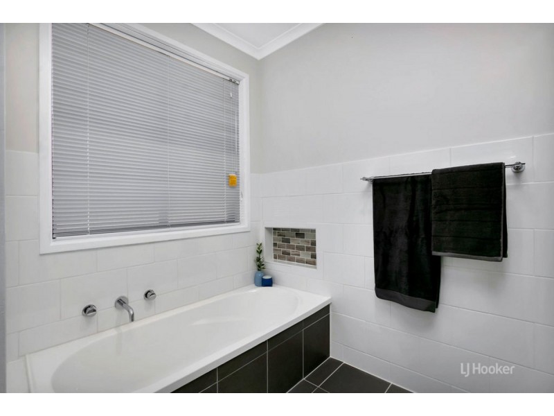 1 Lundie Crescent, Gawler East SA 5118