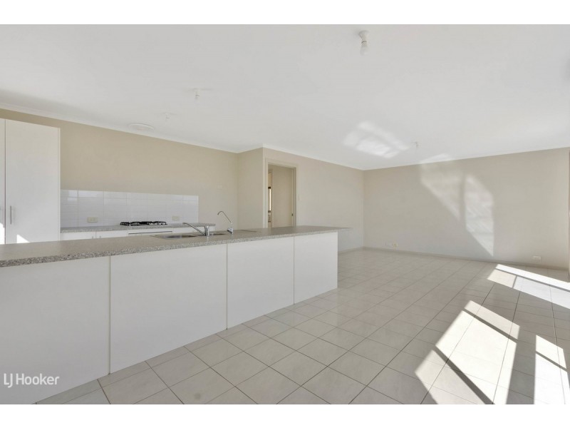 8 Garrad Street, Blakeview SA 5114