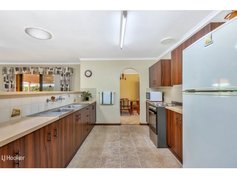 6 Holness Avenue, Gawler East SA 5118