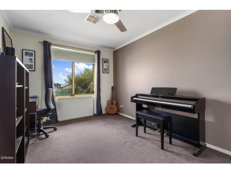 12 Swallow Drive, Hewett SA 5118