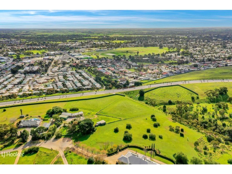 31 Bowman Court, Evanston Park SA 5116