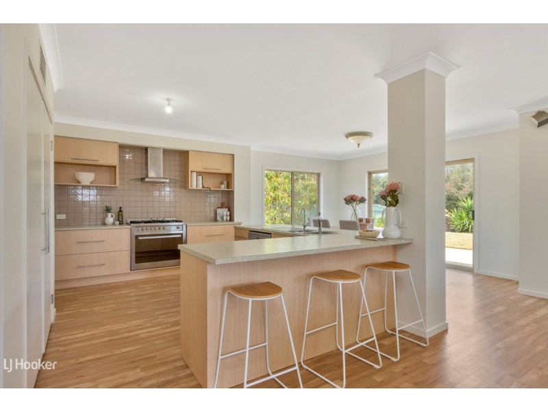 19 Selway Place, Evanston Park SA 5116