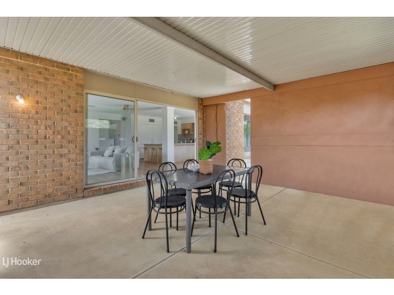 19 Selway Place, Evanston Park SA 5116