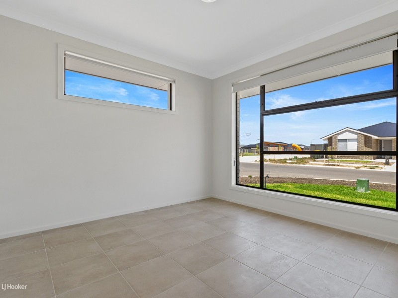 12 Desiree Street, Munno Para Downs SA 5115