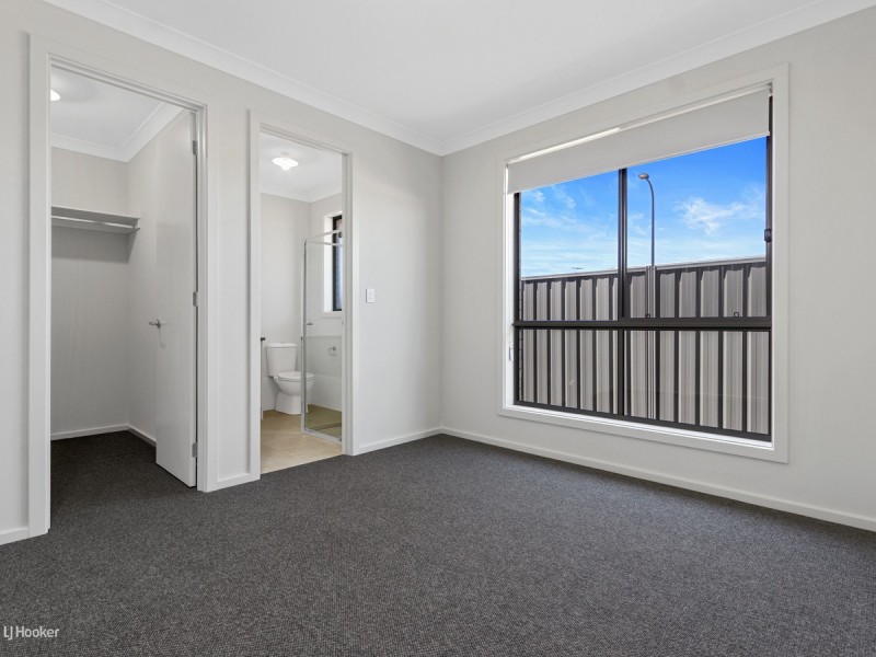 12 Desiree Street, Munno Para Downs SA 5115