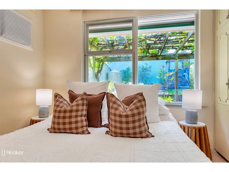 9 Jeffery Road, Vale Park SA 5081