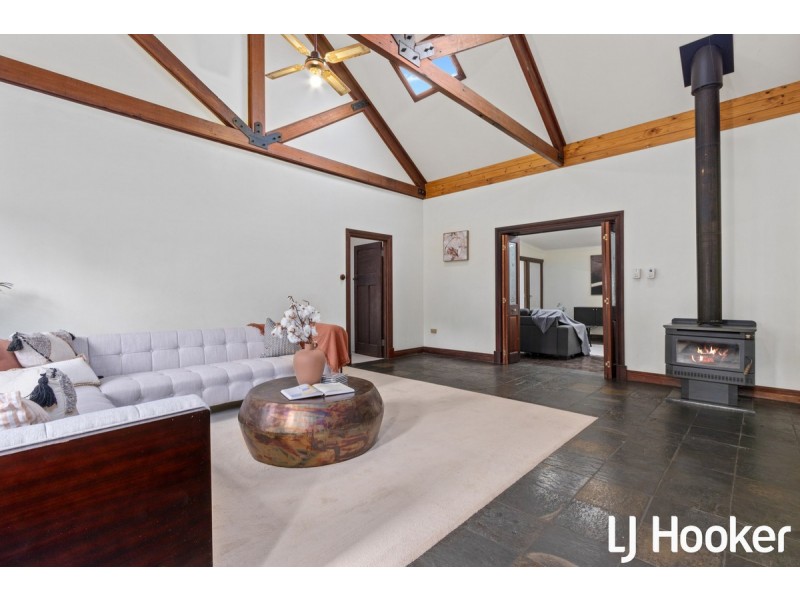 21 Sims Rush Lane, Cockatoo Valley SA 5351