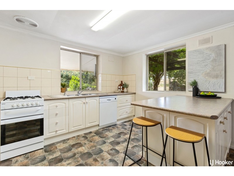21 Sims Rush Lane, Cockatoo Valley SA 5351