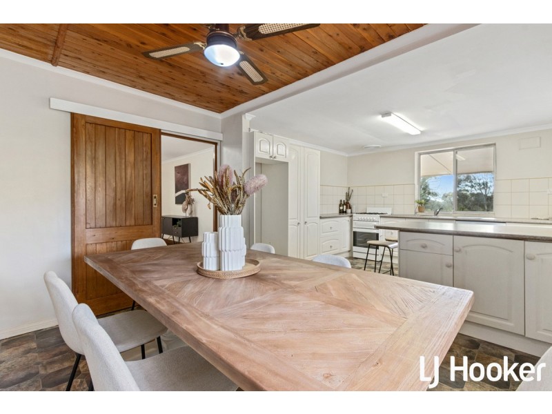 21 Sims Rush Lane, Cockatoo Valley SA 5351