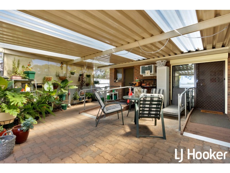 8 Harkness Street, Willaston SA 5118