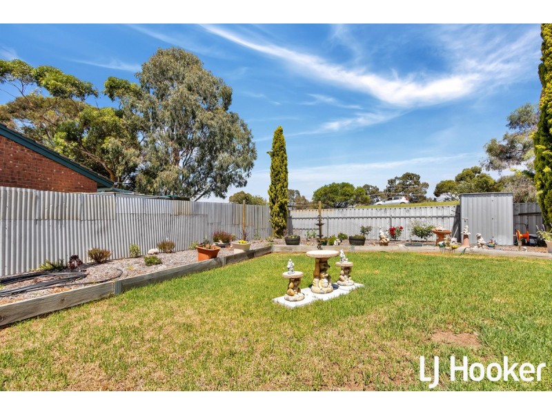 8 Harkness Street, Willaston SA 5118