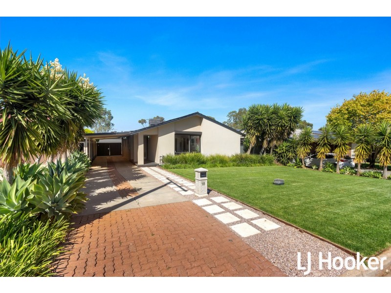 18 St Albans Road, Evanston Park SA 5116