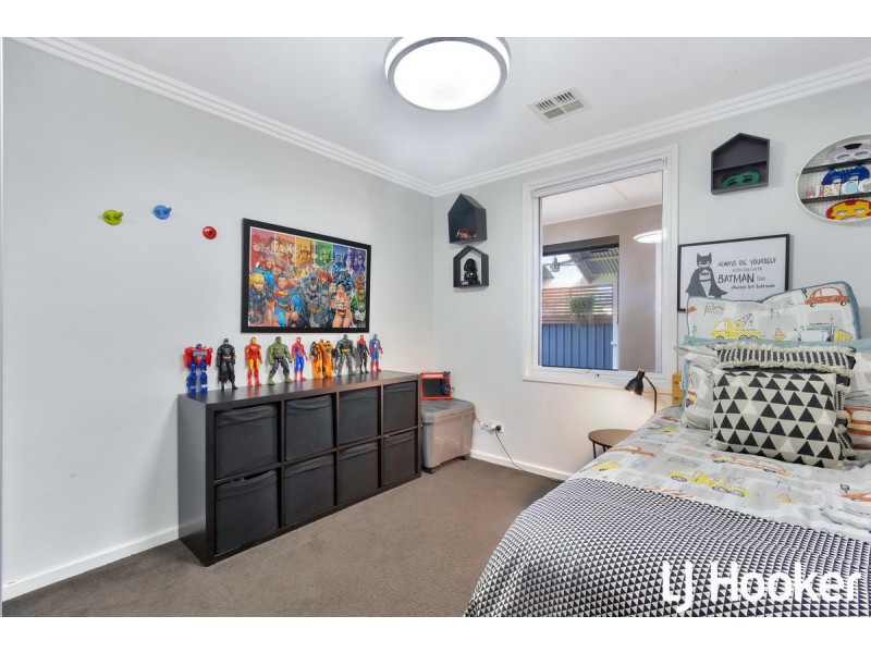 18 St Albans Road, Evanston Park SA 5116