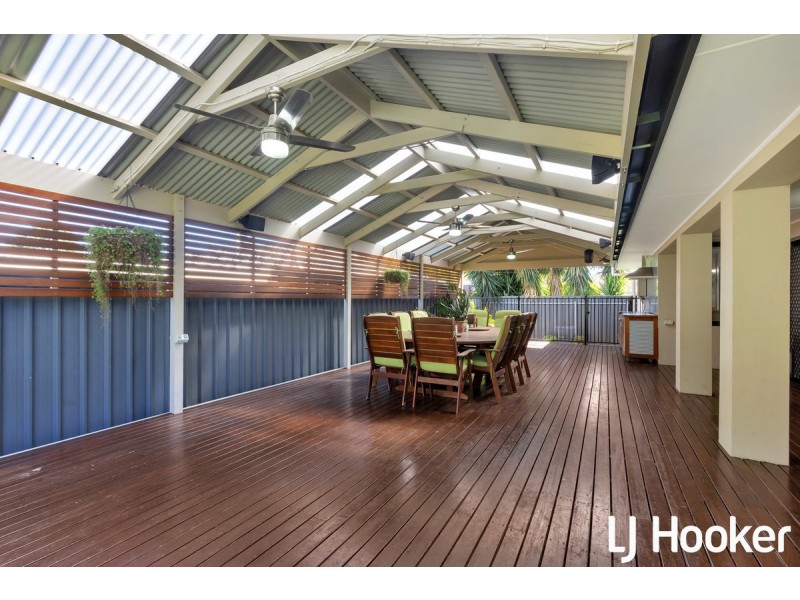 18 St Albans Road, Evanston Park SA 5116