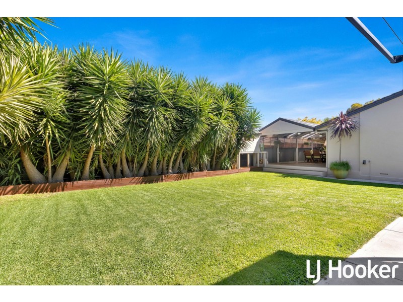 18 St Albans Road, Evanston Park SA 5116