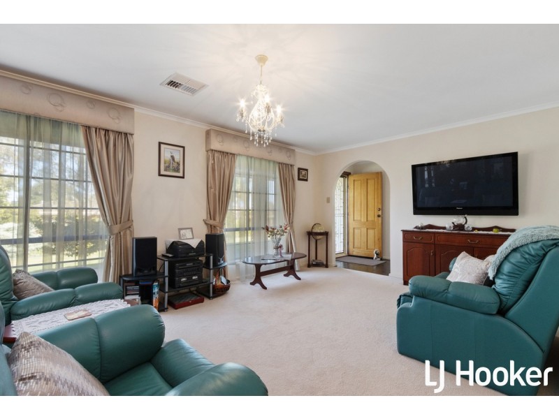 16 Bassett Crescent, Gawler East SA 5118