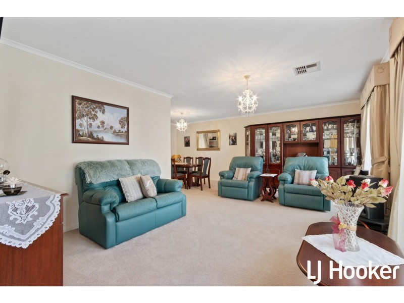 16 Bassett Crescent, Gawler East SA 5118