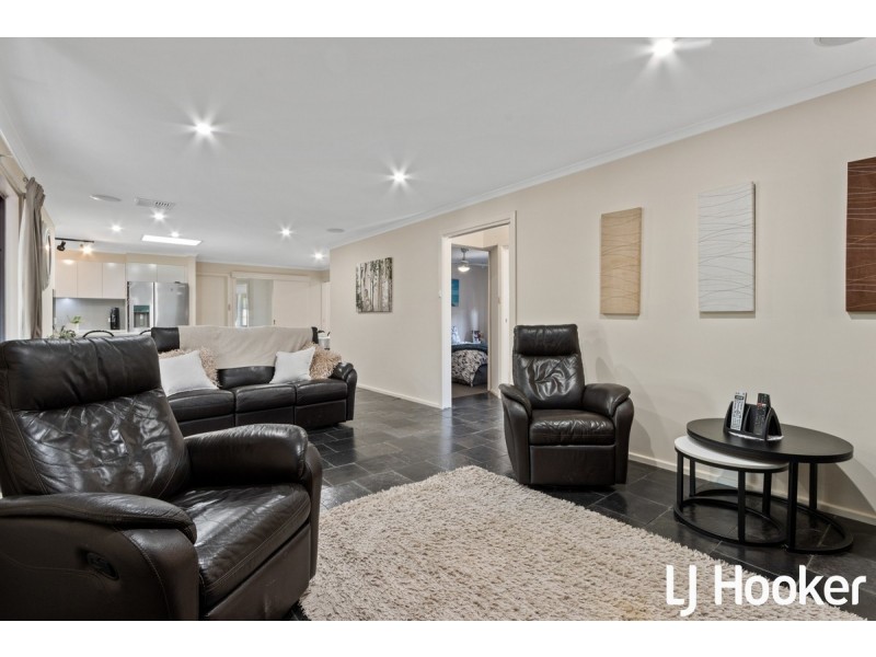 16 Bassett Crescent, Gawler East SA 5118