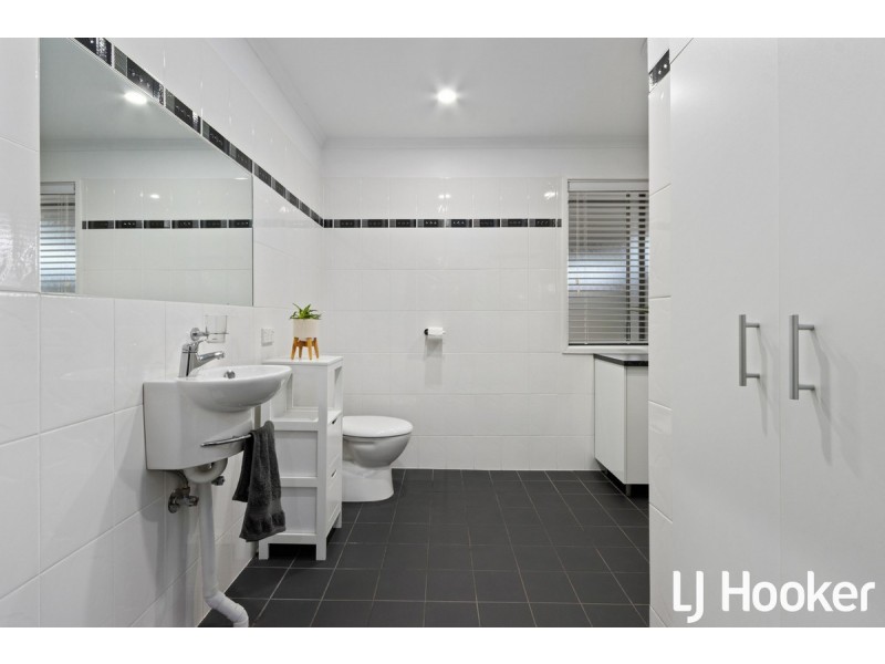 16 Bassett Crescent, Gawler East SA 5118