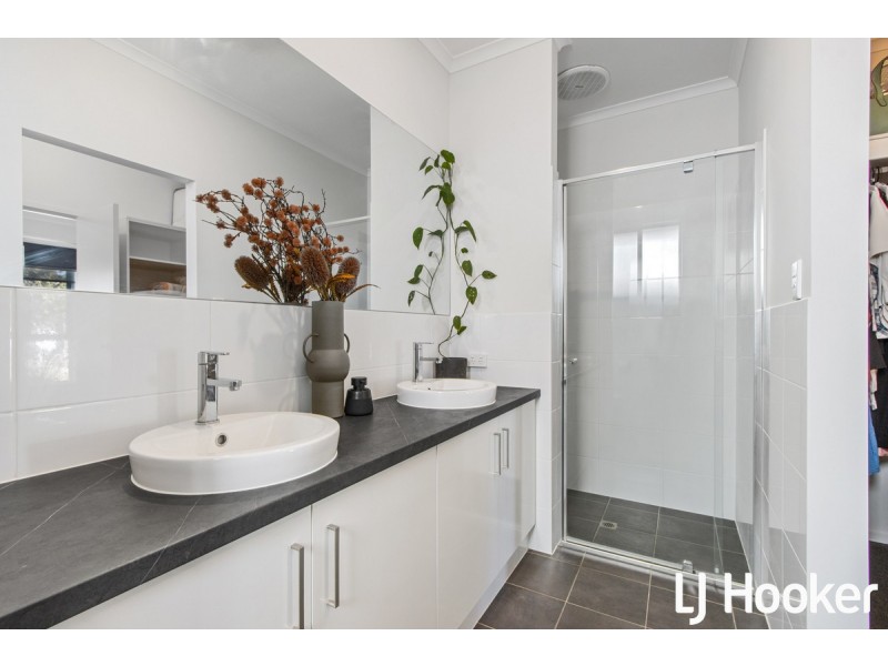 27 Sam Circuit, Angle Vale SA 5117