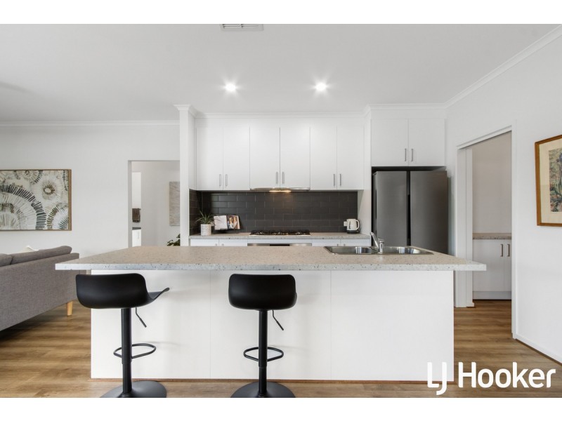 27 Sam Circuit, Angle Vale SA 5117