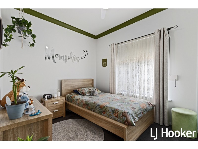 8 Station Place, Sandy Creek SA 5350