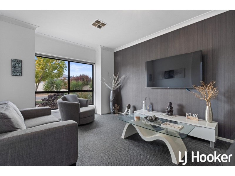 15 Paulmark Road, Angle Vale SA 5117