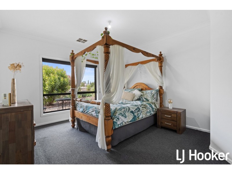 15 Paulmark Road, Angle Vale SA 5117