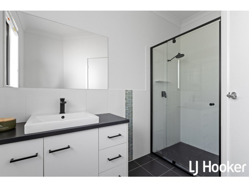 15 Paulmark Road, Angle Vale SA 5117