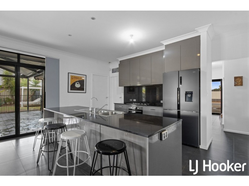 15 Paulmark Road, Angle Vale SA 5117