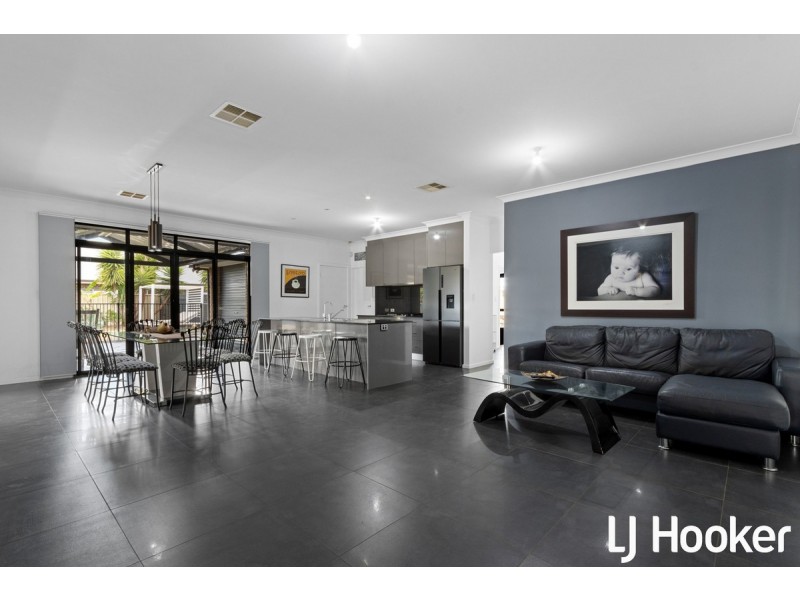 15 Paulmark Road, Angle Vale SA 5117