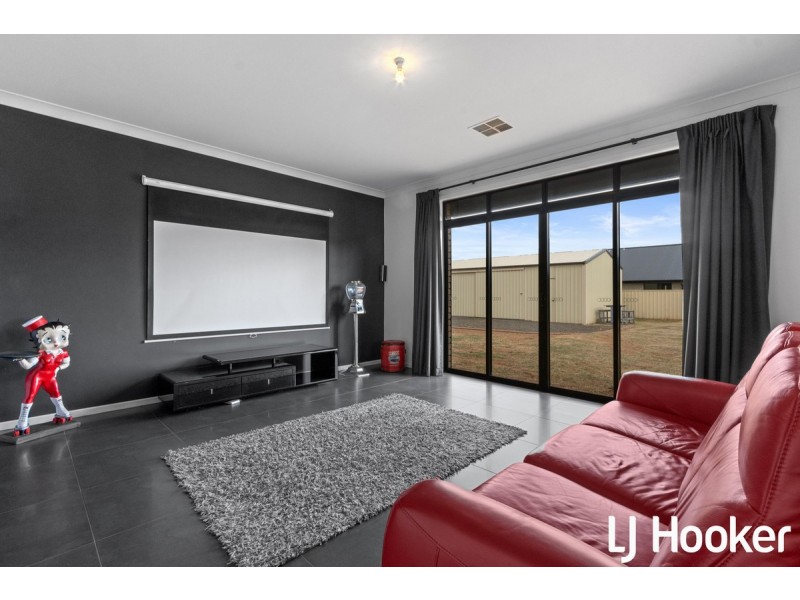 15 Paulmark Road, Angle Vale SA 5117