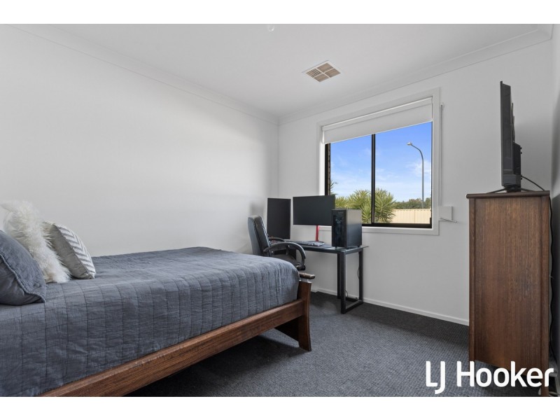 15 Paulmark Road, Angle Vale SA 5117