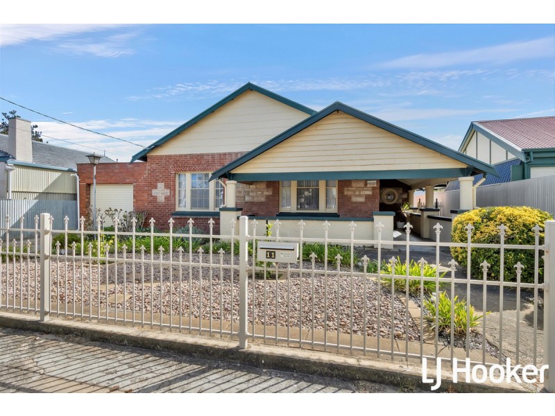 11 Claughton Road, Largs Bay SA 5016