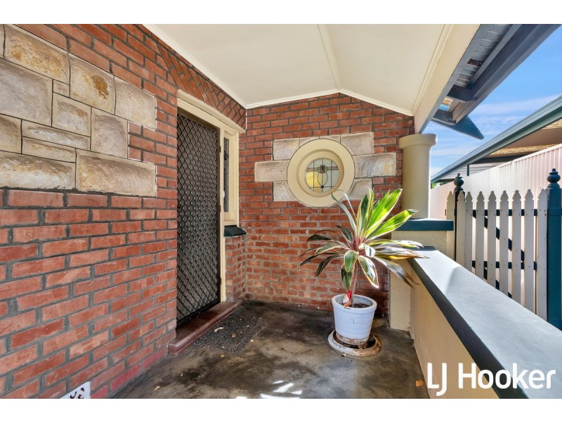 11 Claughton Road, Largs Bay SA 5016