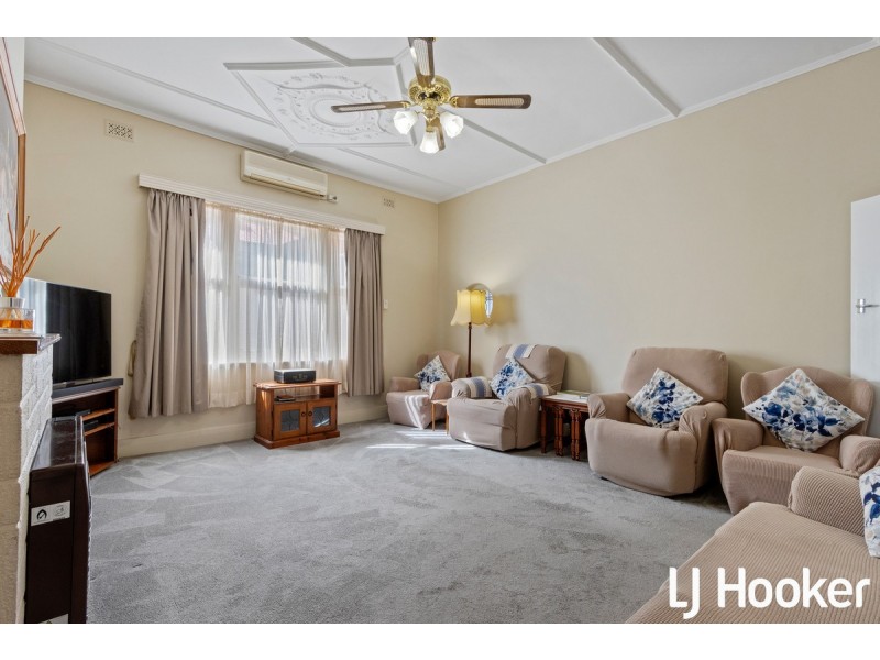 11 Claughton Road, Largs Bay SA 5016