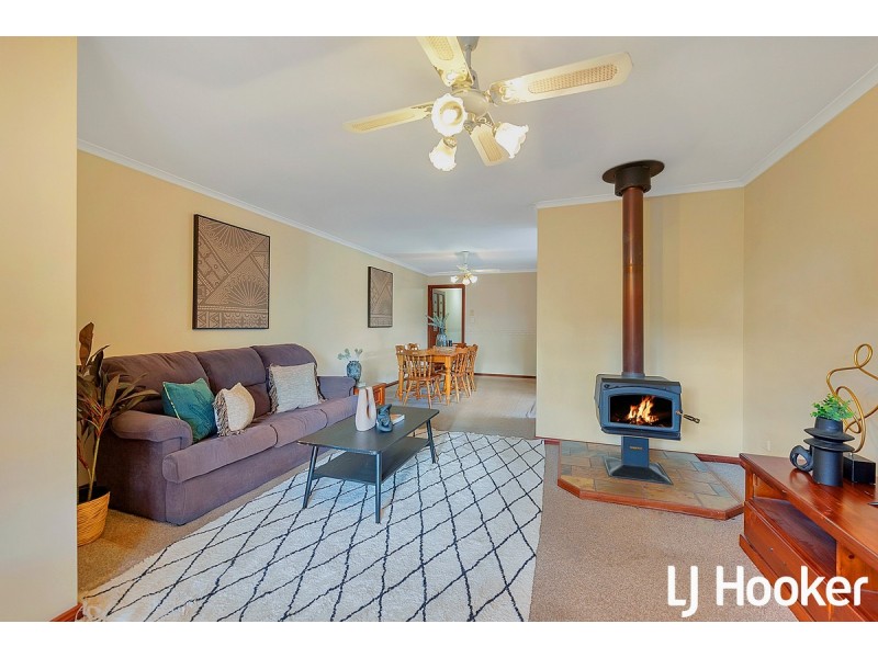 2/30 Iveleary Avenue, Salisbury East SA 5109